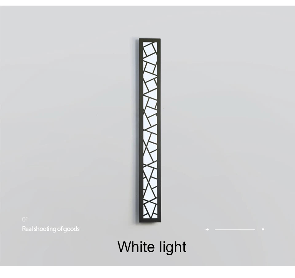 Schwarze wasserdichte lange LED-Wandleuchte für den Außenbereich für die Veranda der Villa