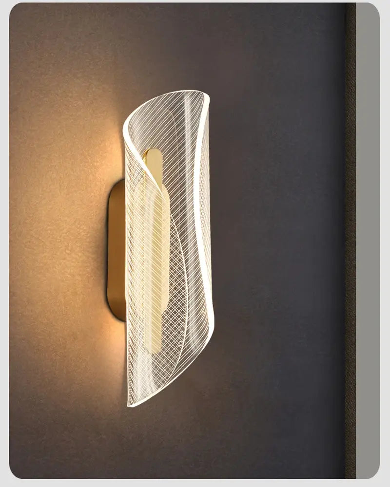 Kreative LED-Wandleuchte: Luxuriöse Goldlampe für Ihr Schlafzimmer
