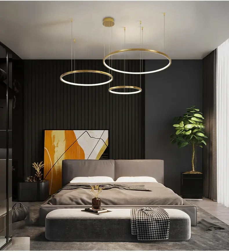 Luxuriöser goldener moderner Ring-Kronleuchter für Wohn- und Schlafzimmer